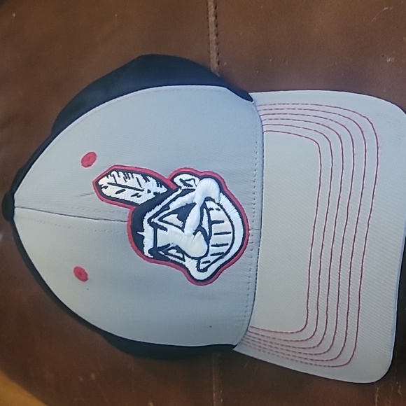 Cleavland Indians Hat - Picture 1 of 4